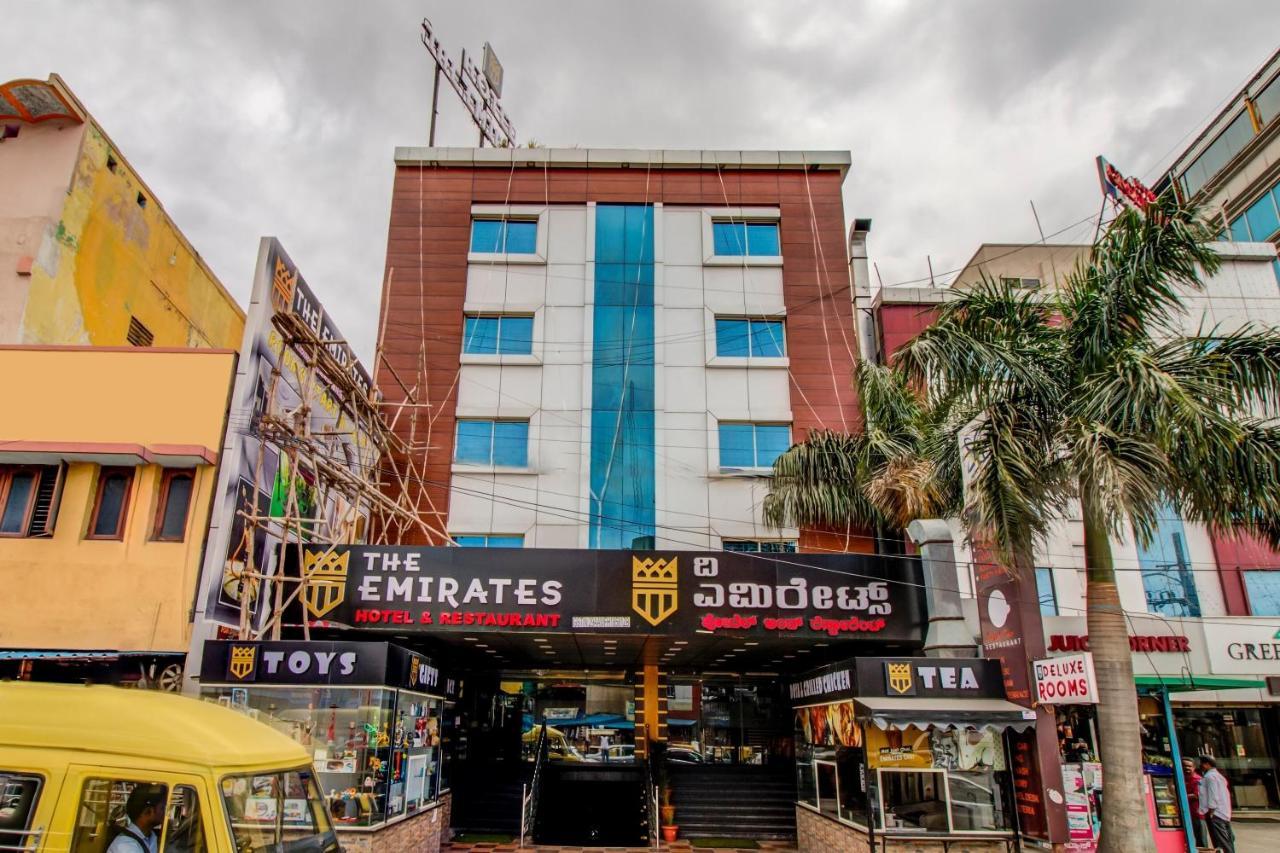Capital O 5381 The Emirates Hotel Bangalore Exterior photo